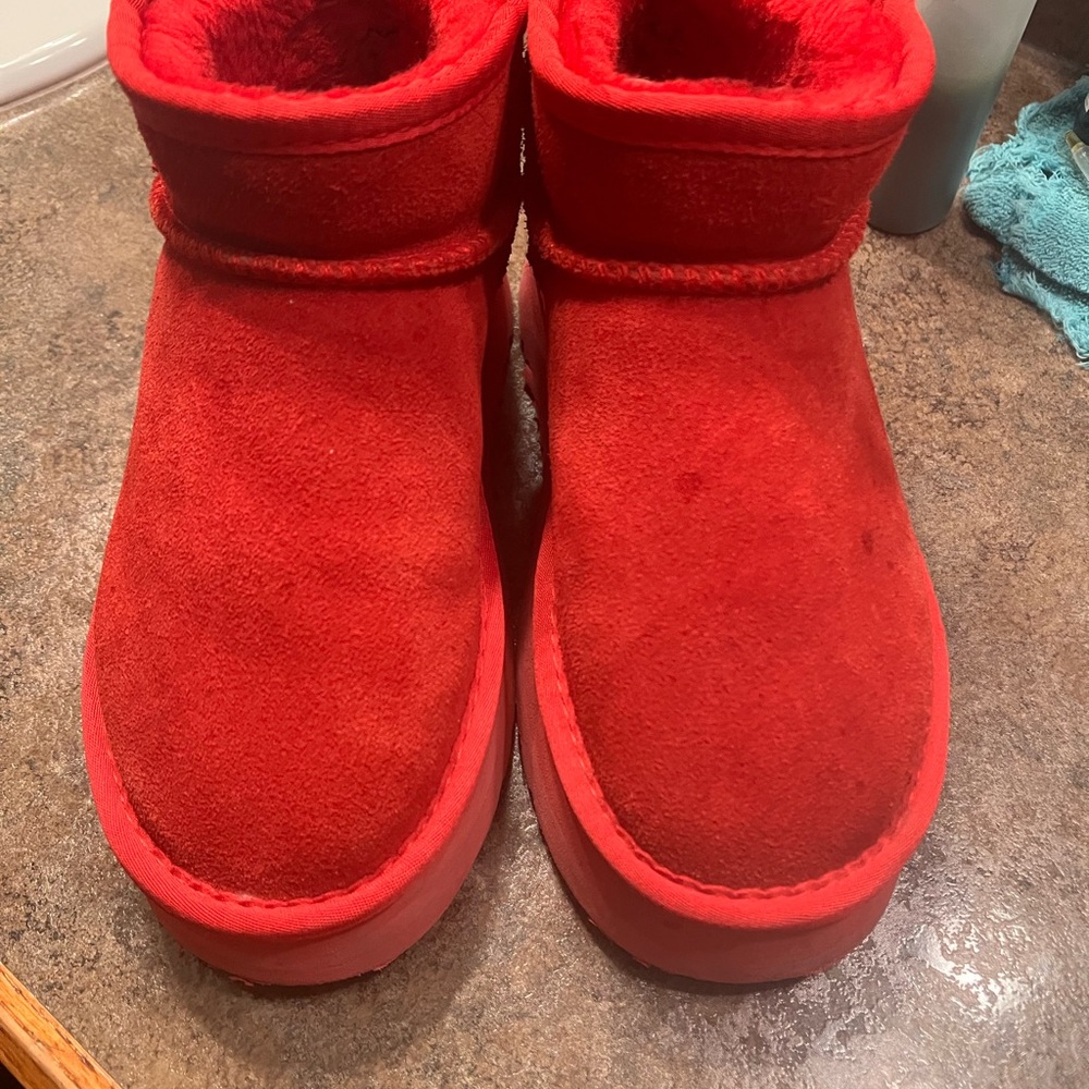 Red wedge Uggs size 8